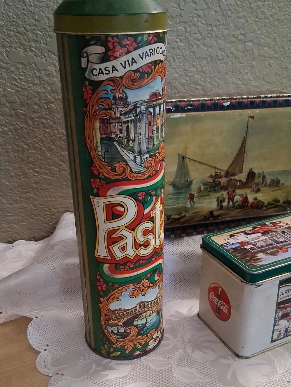 Vintage Tin Lot